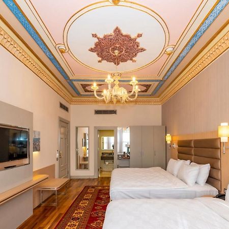 Blue Gilroy Hotel Istanbul Bagian luar foto