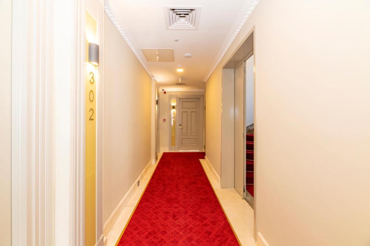 Blue Gilroy Hotel Istanbul Bagian luar foto
