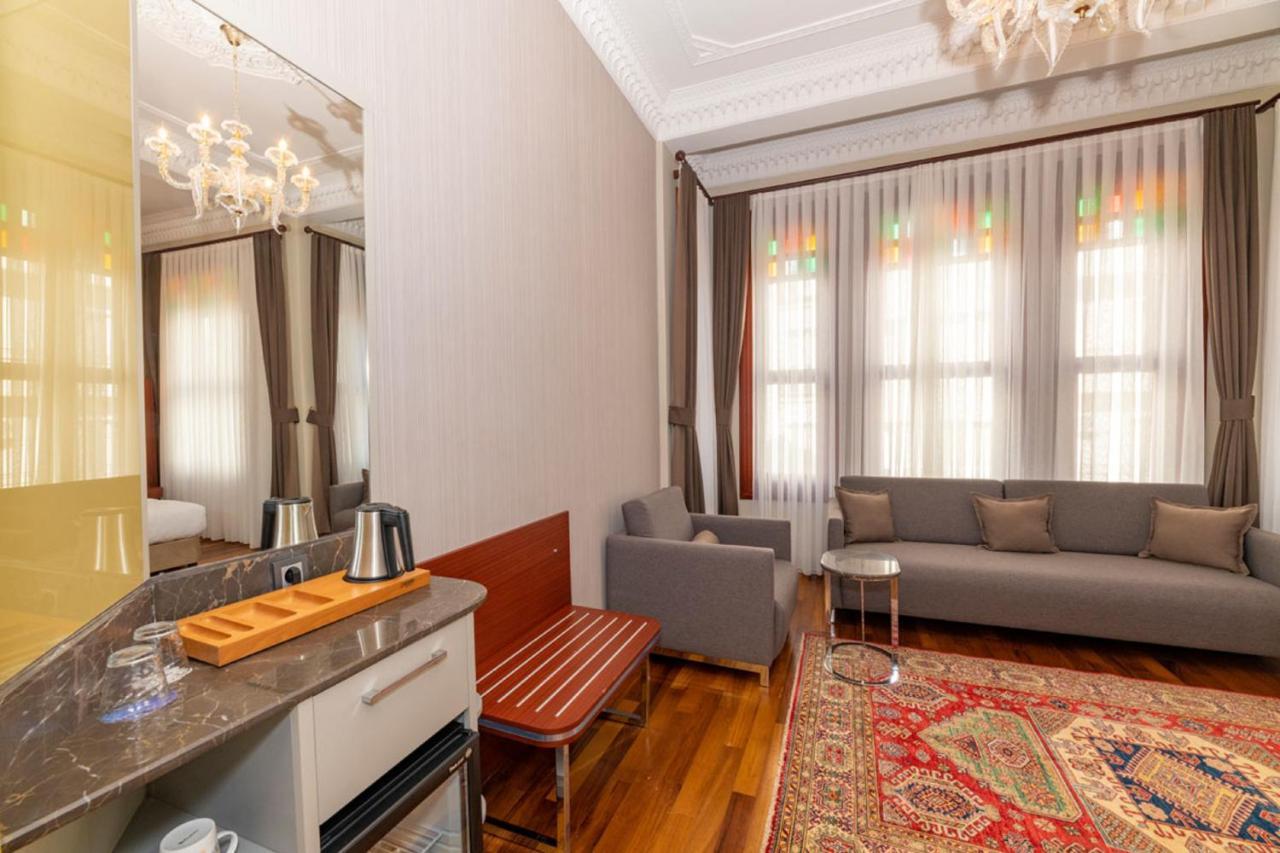 Blue Gilroy Hotel Istanbul Bagian luar foto