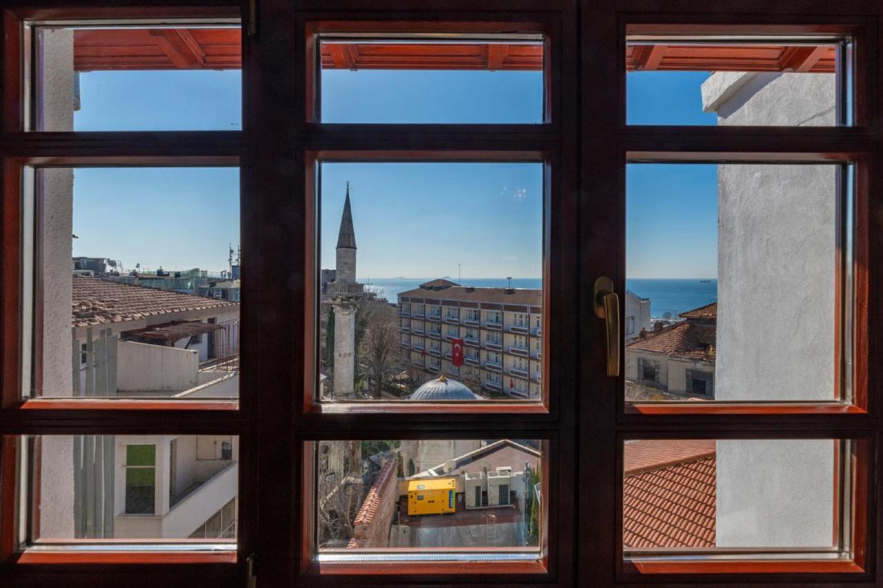 Blue Gilroy Hotel Istanbul Bagian luar foto
