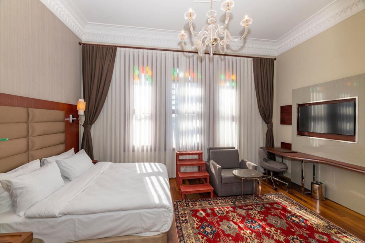 Blue Gilroy Hotel Istanbul Bagian luar foto