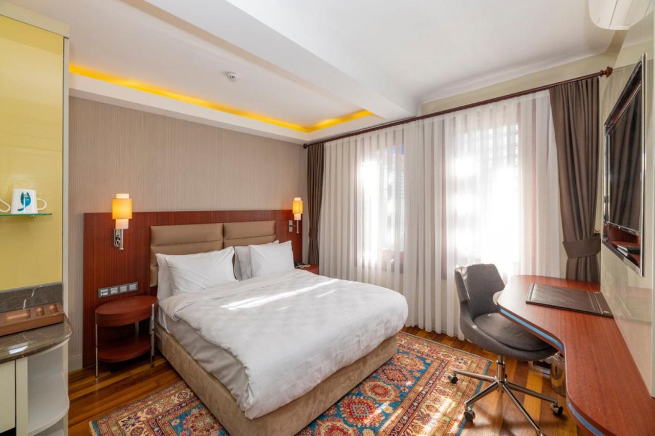 Blue Gilroy Hotel Istanbul Bagian luar foto