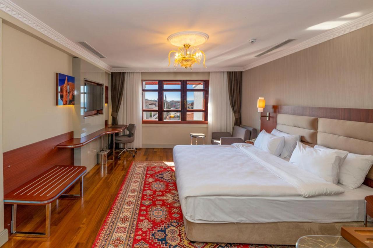 Blue Gilroy Hotel Istanbul Bagian luar foto