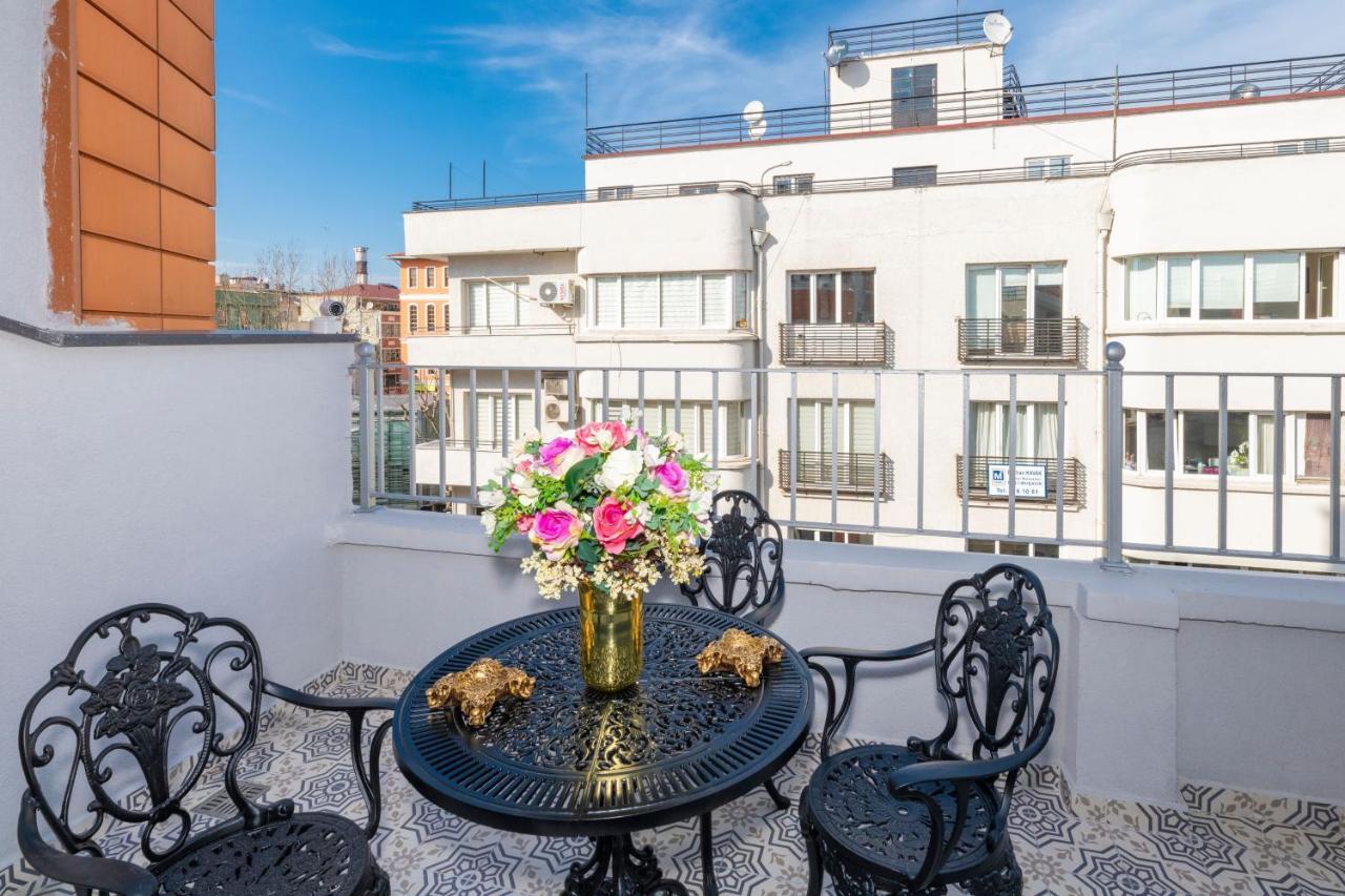 Blue Gilroy Hotel Istanbul Bagian luar foto