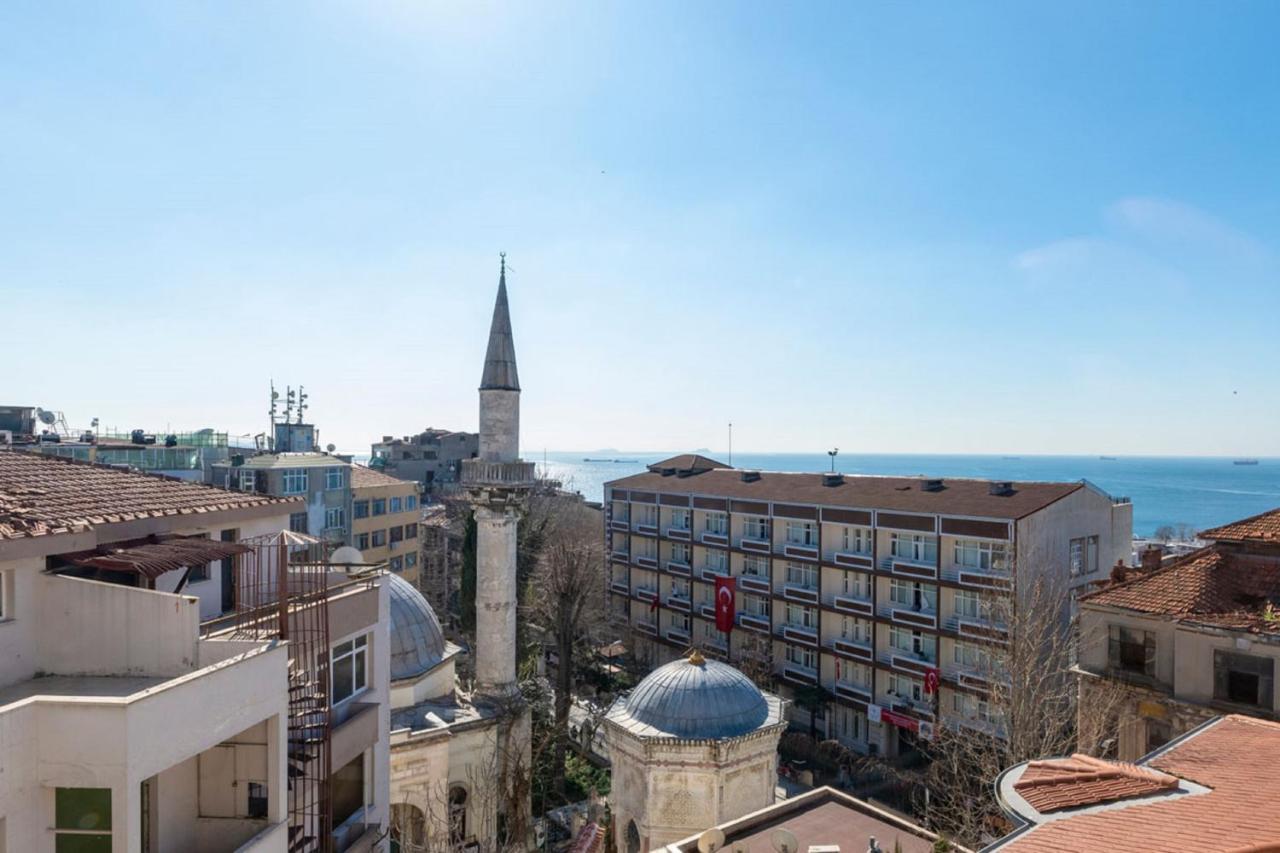 Blue Gilroy Hotel Istanbul Bagian luar foto