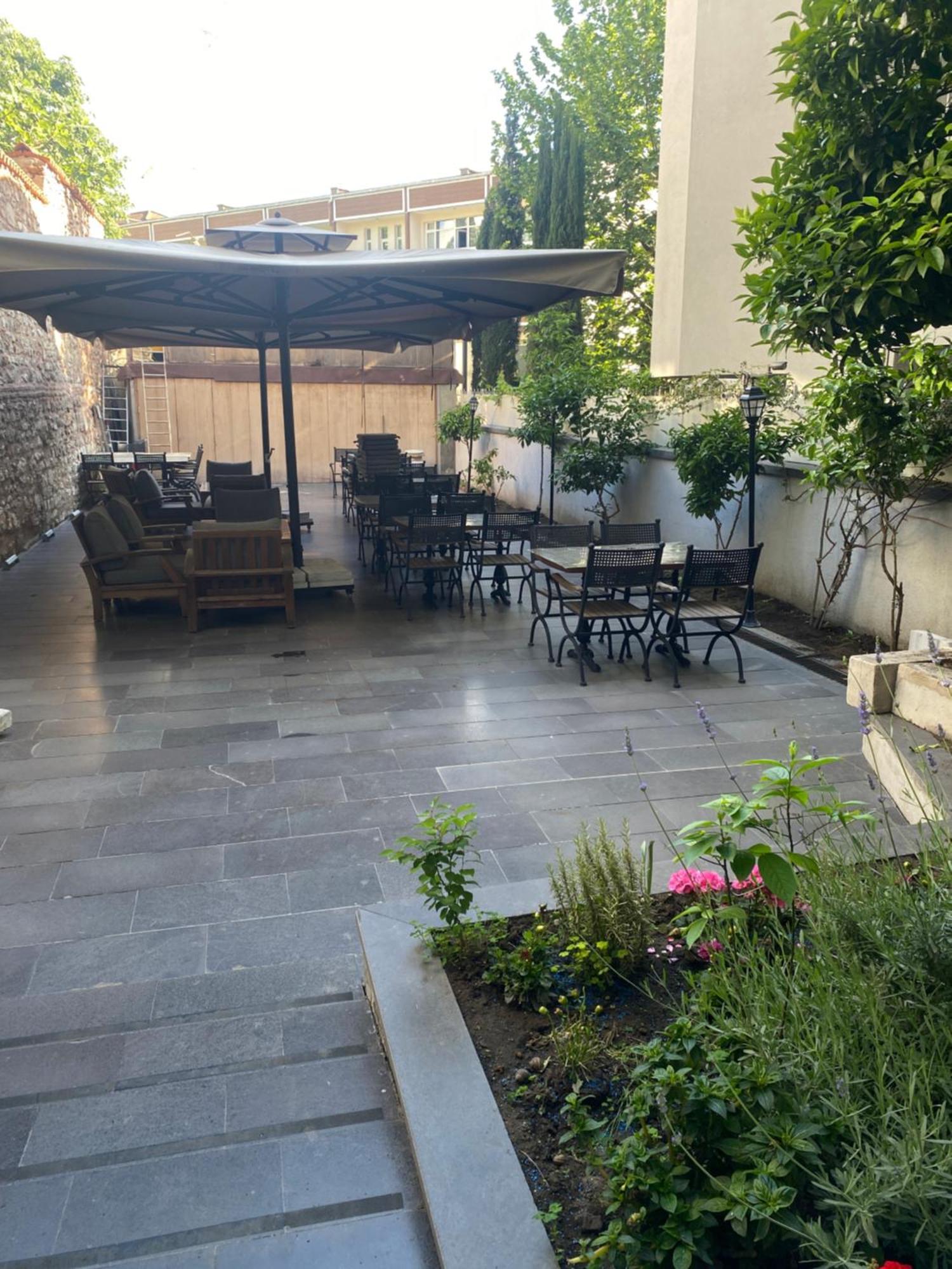 Blue Gilroy Hotel Istanbul Bagian luar foto